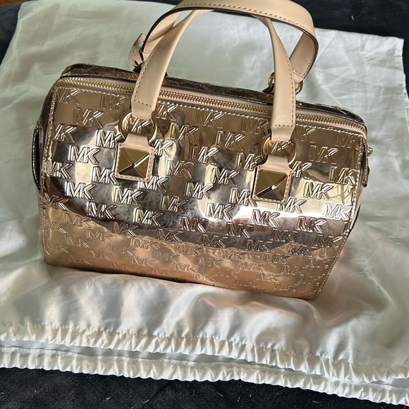 NWT Michael Michael Kors Grayson Logo Embossed Medium Satchel Bag ROSE Gold - Picture 2 of 12